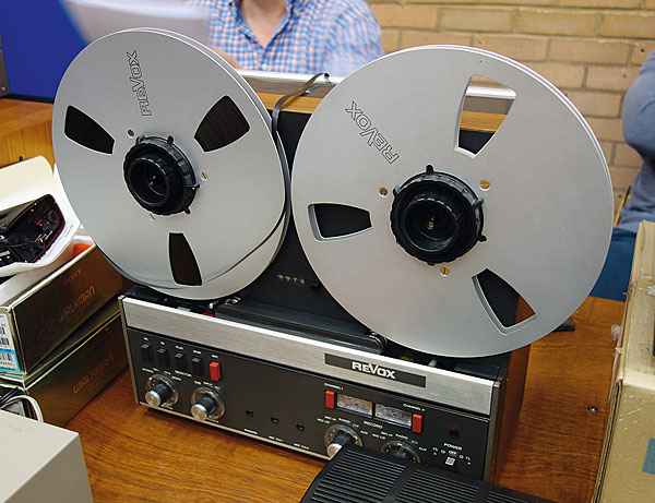 Realistic TR-77 Reel to Reel Recorder Works GREAT!